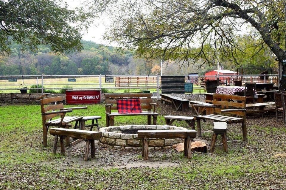 גלן רוז Country Woods Inn מראה חיצוני תמונה