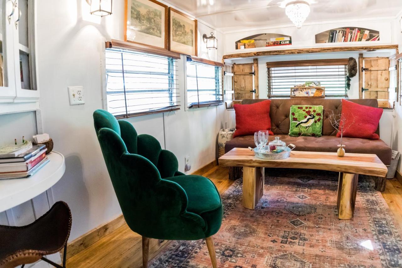 גלן רוז Country Woods Inn מראה חיצוני תמונה