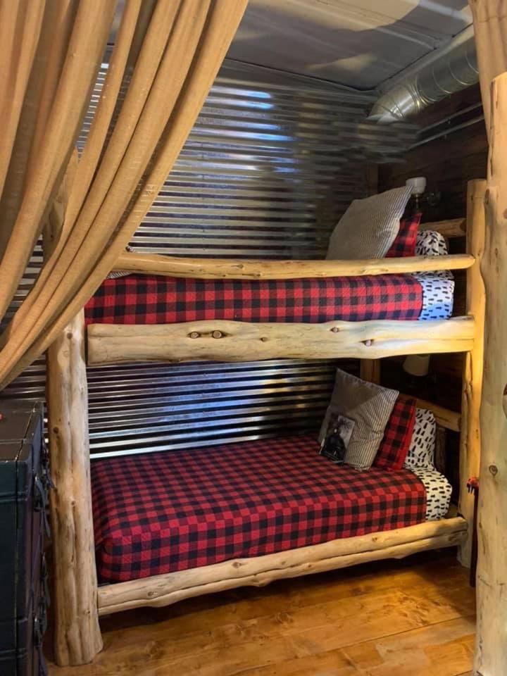 גלן רוז Country Woods Inn מראה חיצוני תמונה